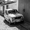 Old Renault 4 Amigo Fiel car in Colombia | South America by Ellis Peeters