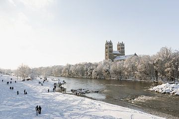 Winterlandschap München in de sneeuw van Bart Tummers Fotografie