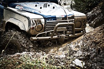 Defender in the mud by Rene Jacobs