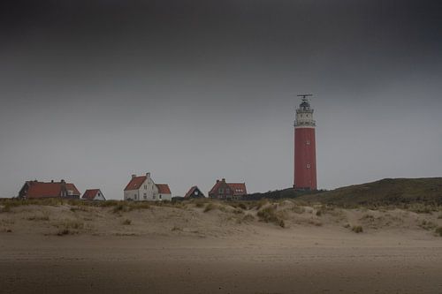 Eierland lighthouse and former service houses