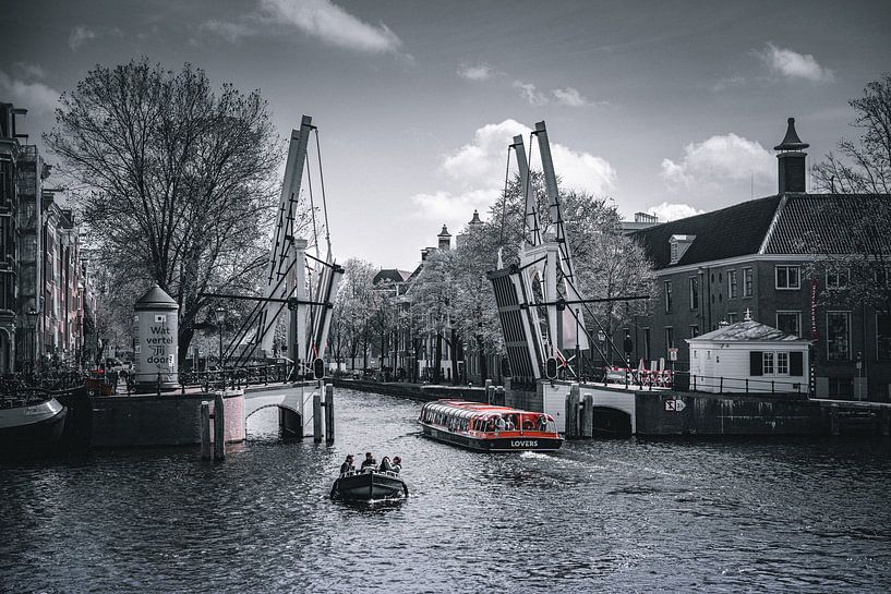 Amsterdam in the Netherlands is not just black and white von Thilo Wagner
