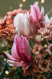 Dance of the Magnolia by Stefanie de Boer