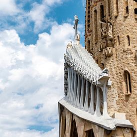 Façade de l'église Sagrada Familia à Barcelone, Catalogne, Espagne sur WorldWidePhotoWeb