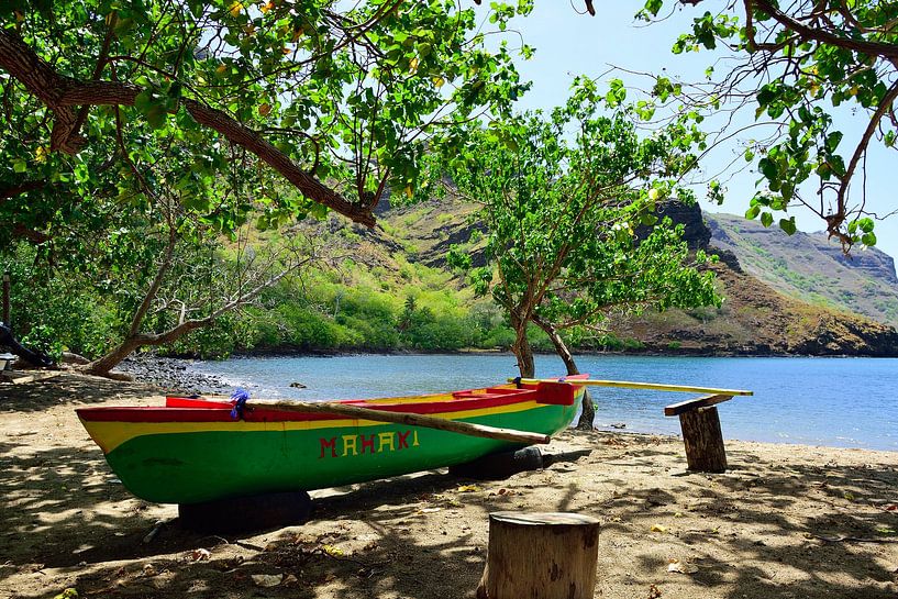 Colourful boat on the beach by Frank's Awesome Travels