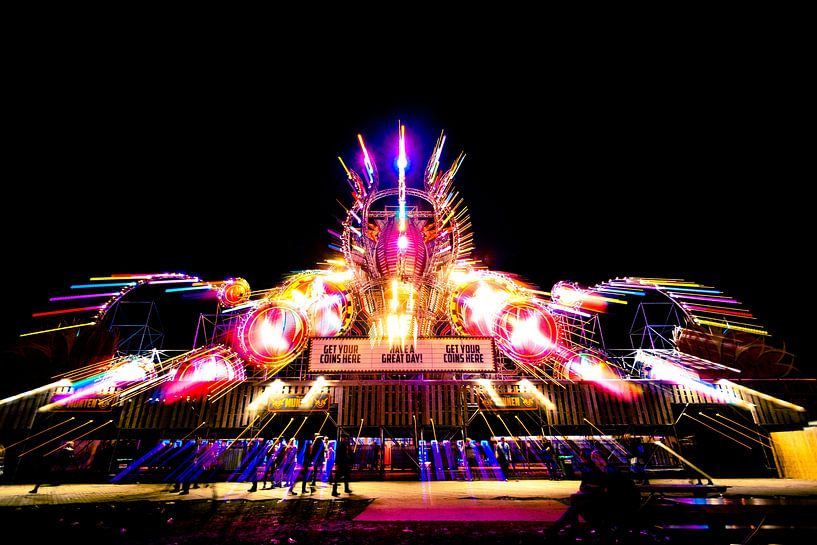 Paaspop in de avond 01 van FotoDennis.com | Werk op de Muur