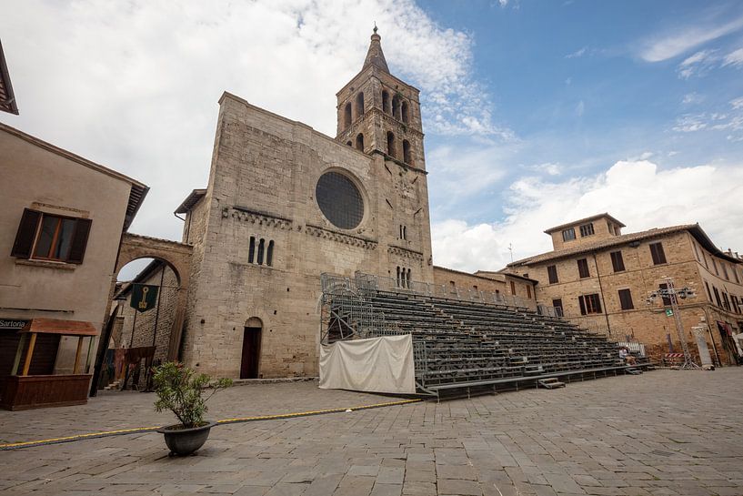 Église Michel Archange (Saint Michel Archange) à Bevagna, Italie par Joost Adriaanse
