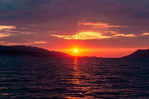 Zonsondergang boven de Adriatische Zee van Bild.Konserve