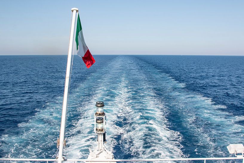 Ferry au lever du soleil par Thomas Heitz