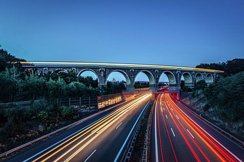 Viaduct over de snelweg