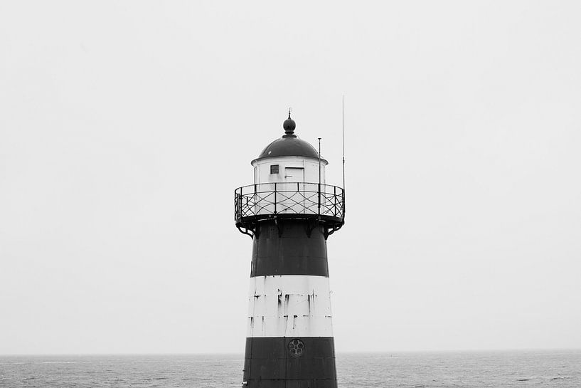 Vuurtoren aan zee van Blond Beeld