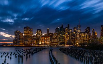 New York City Skyline with Blue Sky van Ton van den Boogaard