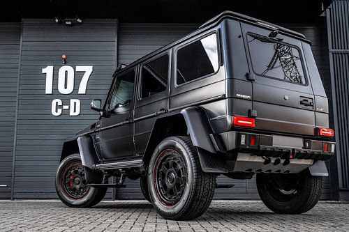 BRABUS MERCEDES G 500 4X4²