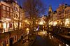 Oudegracht in Utrecht zwischen Bakkerbrug und Bezembrug von Donker Utrecht Miniaturansicht