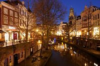 Oudegracht in Utrecht tussen Bakkerbrug en Bezembrug