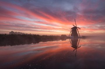 Lever de soleil au moulin d'Achtkante sur Raoul Baart