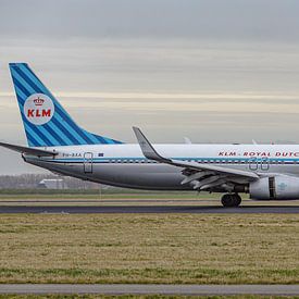 KLM Boeing 737-800 passenger aircraft in retro livery. by Jaap van den Berg