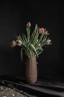 Tulpen in vaas | fine art stilleven fotografie in kleur | print muur kunst