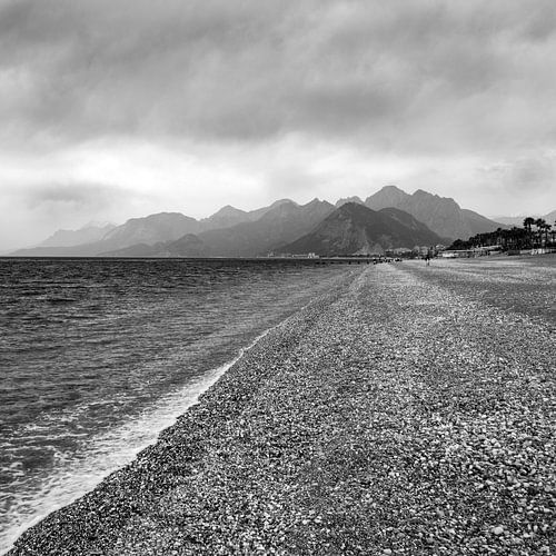 Konyaalty beach in Antalya (sw)