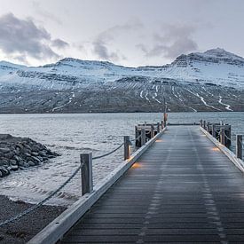 Quay into Fáskrúðsfjörður van Andreas Jansen