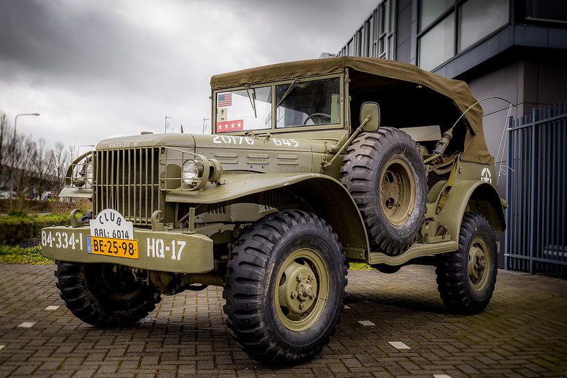 Jeep by Olaf Van Dijk