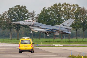 Koninklijke Luchtmacht F-16 Fighting Falcon (J-201). van Jaap van den Berg