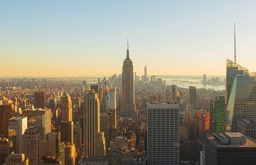 Skyline New York City - Empire State Building (USA) van Marcel Kerdijk