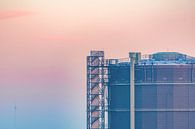 Gasometer van Marcel Rieck thumbnail