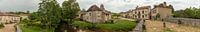 Panorama van Panden en Kerk in  Saint-Jean-de-Côle, Frankrijk van Joost Adriaanse thumbnail