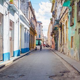 Straße in Kuba 2 von Karin Verhoog