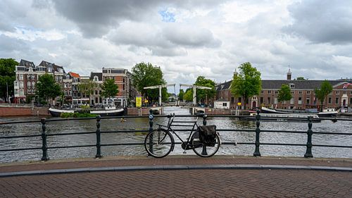 Fiets bij de Amstel Amsterdam