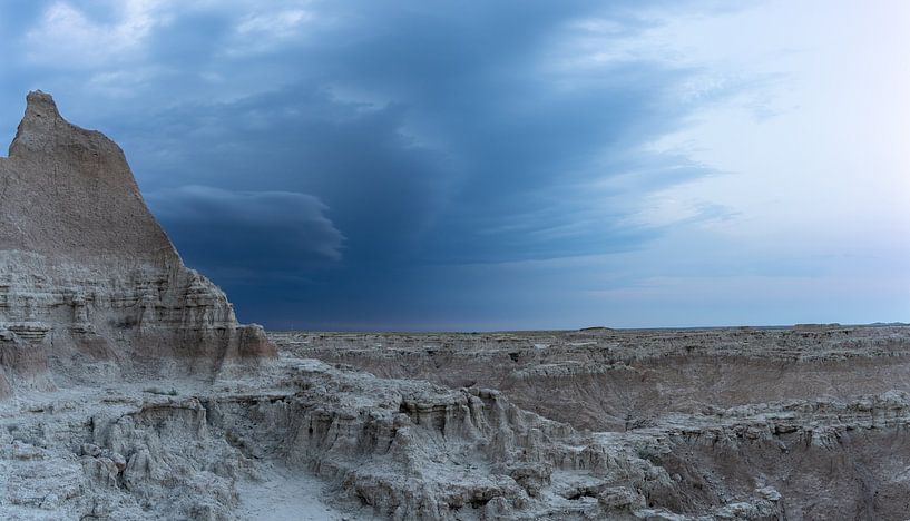 Storm on the way in Badlands National Park, South Dakota, USA by Jeroen van Deel