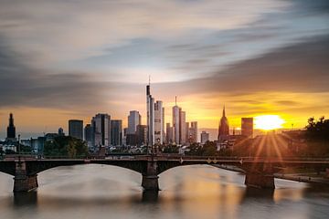 Frankfurt am Main Skyline van Fotos by Jan Wehnert