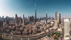Dubai Skyline Downtown Panorama van Jean Claude Castor