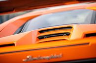 Achterkant van Lamborghini Huracan Performante van Martijn Bravenboer thumbnail