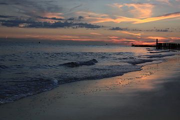 Zonsondergang in Zoutelande van MSP Canvas