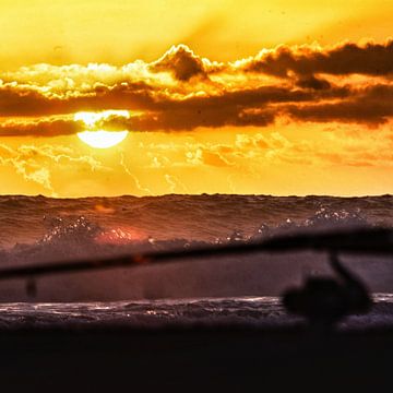 Een hengel bij zonsondergang 
