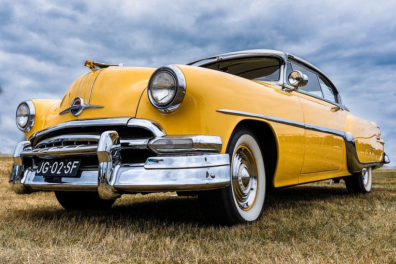 Vintage Car by Hello Pompoyo