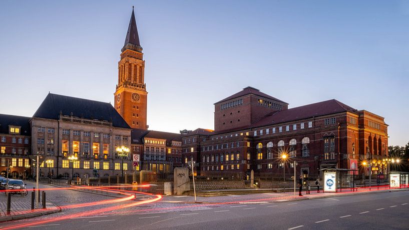 Traces of light - The town hall of Kiel by Karsten Rahn