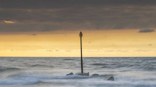 Scheveningen - Baken in het licht