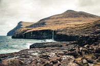 Eidi Waterval op de Faeröer Eilanden van Expeditie Aardbol thumbnail