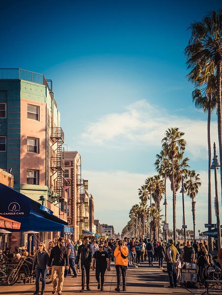Los Angeles by Hello Pompoyo