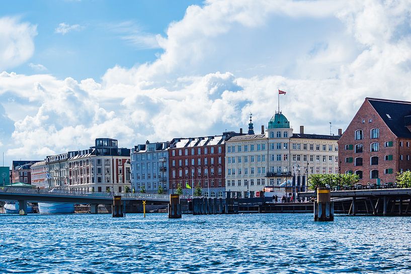 Gebäude in der Stadt Kopenhagen, Dänemark van Rico Ködder