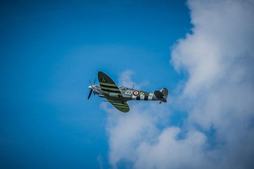High in the sky 2 by Michel Leertouwer