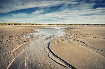 Stroomgeultje op het strand by Remco de Vries