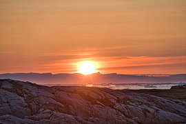 Midnight sun in the Arctic by Frank's Awesome Travels