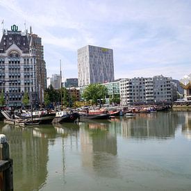 Old harbour Rotterdam sur Sarith Havenaar