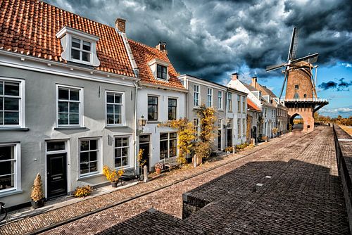 Der Deich einer Straße