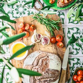 Mediterranean summer table by Annette Spaan