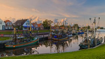 Ein Abend am Hafen von Greetsiel von Henk Meijer Photography