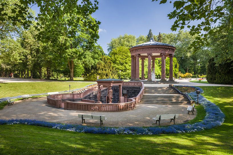 Elisabethenbrunnen im Kurpark von Bad Homburg von Christian Müringer